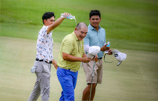 Unflappable Que repels Chan to win Summit Point crown